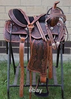 Used Western Saddles 15 16 Beautiful Leather Trail Horse Tack Set