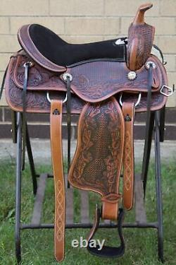 Used Western Saddles 15 16 Beautiful Leather Trail Horse Tack Set