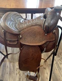 Used/vintage 14 Youth Western saddle US made