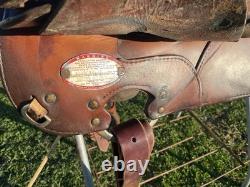 Used /vintage 15 Circle Y silver laced /tooled Western reining saddle US made Used /vintage 15 Circle Y silver laced /tooled Western reining saddle US made