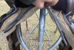 Used /vintage 15 tooled round skirt Western saddle for round withers US made