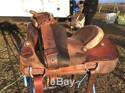 Used / vintage 16.5 Billy Cook Western reining saddle US made