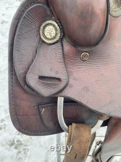 Used/vintage 16 Western roping saddle US made