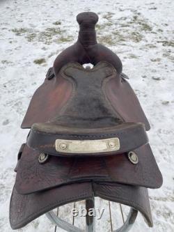 Used/vintage 16 Western roping saddle US made