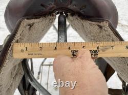 Used/vintage 16 Western roping saddle US made