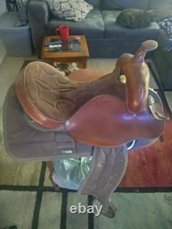Used western horse saddle 15