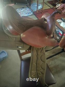 Used western horse saddle 15