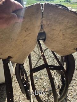 Used western saddle 16