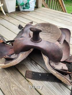 VTG 18 Action Co. RIDING, TRAIL, Roping HORSE Saddle, Texas