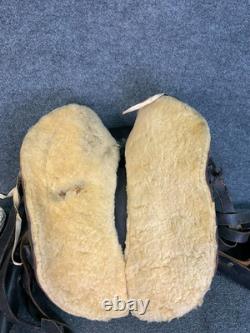 VTG Leather Western Horse Saddle with Brass Fittings & Stirrups Black/Brown