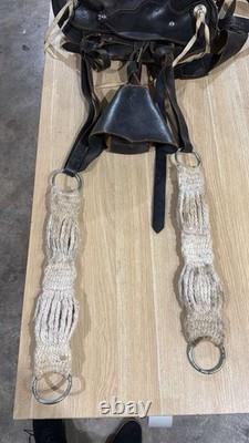 VTG Leather Western Horse Saddle with Brass Fittings & Stirrups Black/Brown