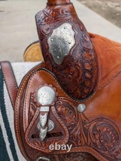 Very Nice Circle Y Equitation Western Saddle With Beautiful Tooling