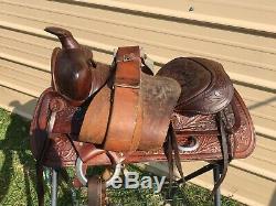 Very nice used/vintage 14 Big Horn Western saddle withtooled leather US made