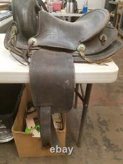 Vintage 14.5 Range King Western Saddle to Display or Restore, Tooled Leather