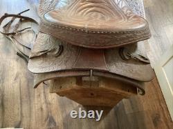 Vintage 15.5 Tex Tan Hereford Brand Western Saddle, Floral Leather Tooling
