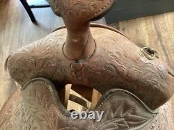 Vintage 15.5 Tex Tan Hereford Brand Western Saddle, Floral Leather Tooling