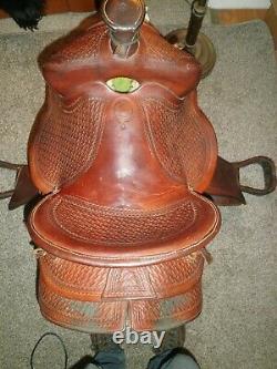 Vintage 15 Colorado Saddlery Western Saddle