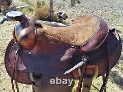 Vintage 15 Cowboy Western pleasure/Trail saddle, Saddle King Of Texas Maker