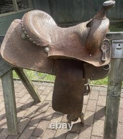 Vintage 15 Longhorn Tooled Roping Western Saddle Needs TLC & Restoration