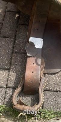 Vintage 15 Longhorn Tooled Roping Western Saddle Needs TLC & Restoration