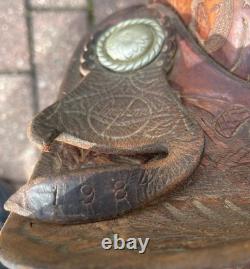 Vintage 15 Longhorn Tooled Roping Western Saddle Needs TLC & Restoration