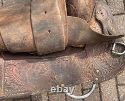 Vintage 15 Longhorn Tooled Roping Western Saddle Needs TLC & Restoration