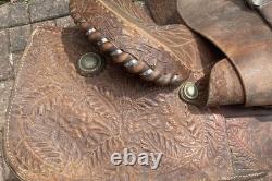 Vintage 15 Longhorn Tooled Roping Western Saddle Needs TLC & Restoration