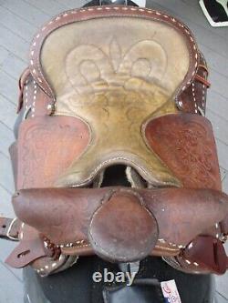 Vintage 15'' Red Ranger #998 Brown Tooled Leather Western Trail Saddle Sqh Bars