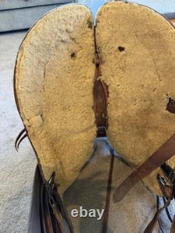 Vintage 15 Western Saddle