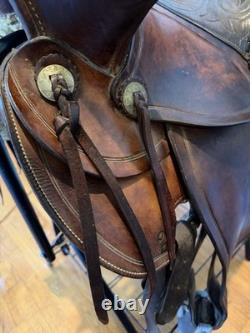 Vintage 15 Western Saddle