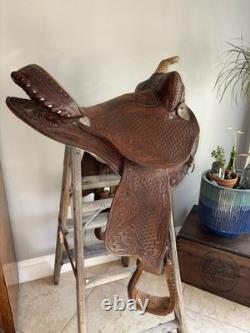 Vintage 15? Western Saddle Tooled Leather Full Quarter Horse Bars Trail Ranch