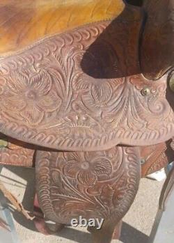 Vintage 16 WESTERN HORSE SADDLE Fully Beautifully Tooled North & Judd Hardware