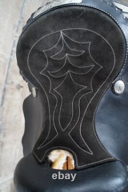 Vintage American Western Black & Silver Tooled Leather Embossed 16 Horse Saddle
