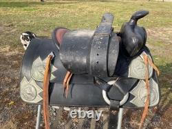 Vintage/Antique 13 youth Western parade saddle withsilver horse heads