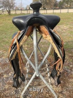 Vintage/Antique 13 youth Western parade saddle withsilver horse heads