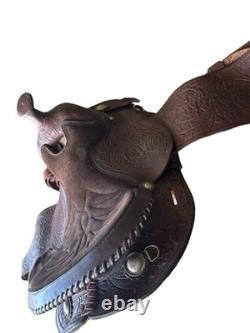 Vintage Beautiful Double R Leather Company Hand Made Saddle Detailed Work