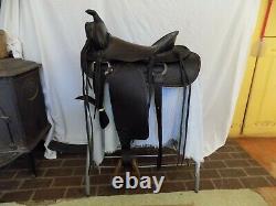 Vintage Bona Allen Western Saddle