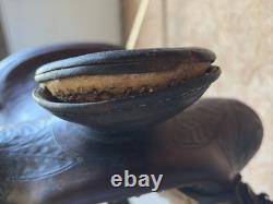 Vintage Bona Allen western saddle, 15 with matching rear cinch