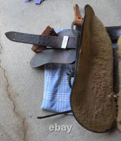 Vintage Bona Allen western saddle, 15 with matching rear cinch