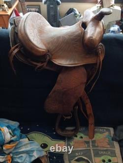 Vintage Bonanza Big Horn Leather Western Saddle 14 Seat Nice Tooling Repaired