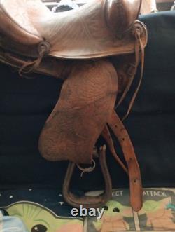 Vintage Bonanza Big Horn Leather Western Saddle 14 Seat Nice Tooling Repaired Vintage Bonanza Big Horn Leather Western Saddle 14 Seat Nice Tooling Repaired