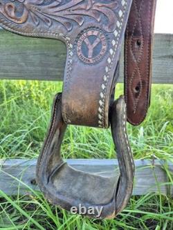 Vintage Circle Y Western Show Saddle Floral Hand Tooled Sterling Silver 15-15.5