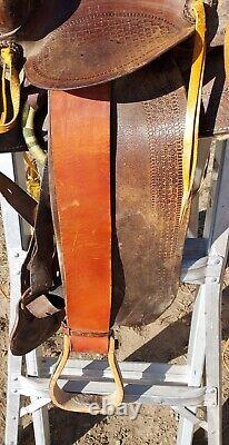 Vintage Clark Western Saddle With Square Skit 14 Seat Tooled