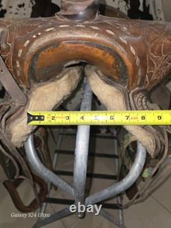 Vintage Collector's Item JG Read & Bros Co Western Saddle (Prior 1920s)