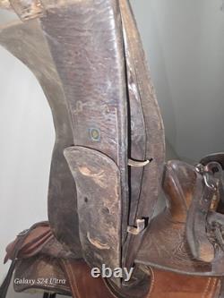 Vintage Collector's Item JG Read & Bros Co Western Saddle (Prior 1920s)