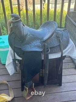 Vintage DE walker FULL FLORAL Visalia Saddle