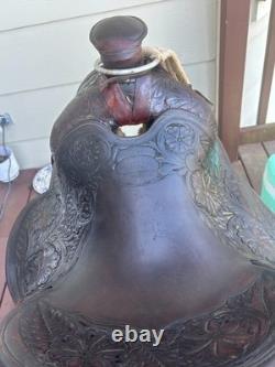 Vintage DE walker FULL FLORAL Visalia Saddle