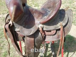 Vintage Denver Round Skirt High Back Western Saddle 12½ Seat