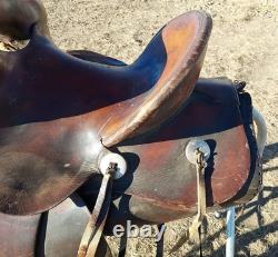 Vintage Fred Mueller Western Saddle Rounded Skirt 14 Seat