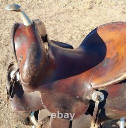 Vintage Fred Mueller Western Saddle Rounded Skirt 14 Seat